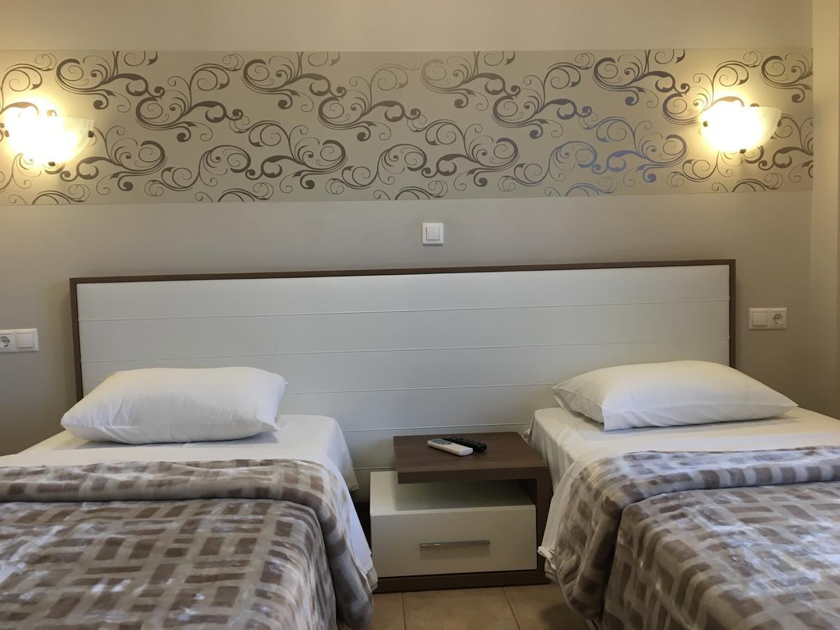 Phaethon Apartments & Studios Kallithea  Екстериор снимка